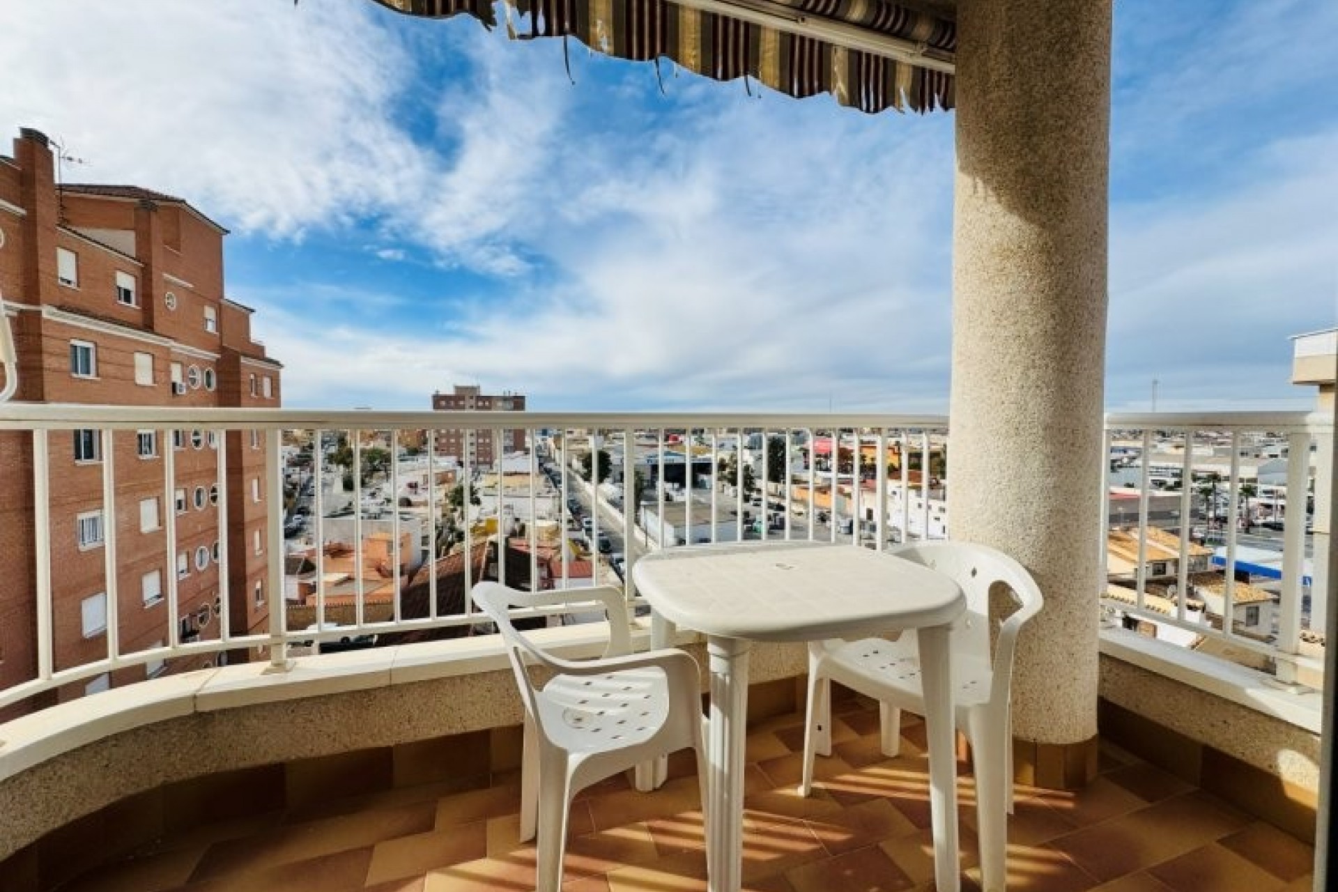Återförsäljning - Apartment -
Torrevieja - Costa Blanca