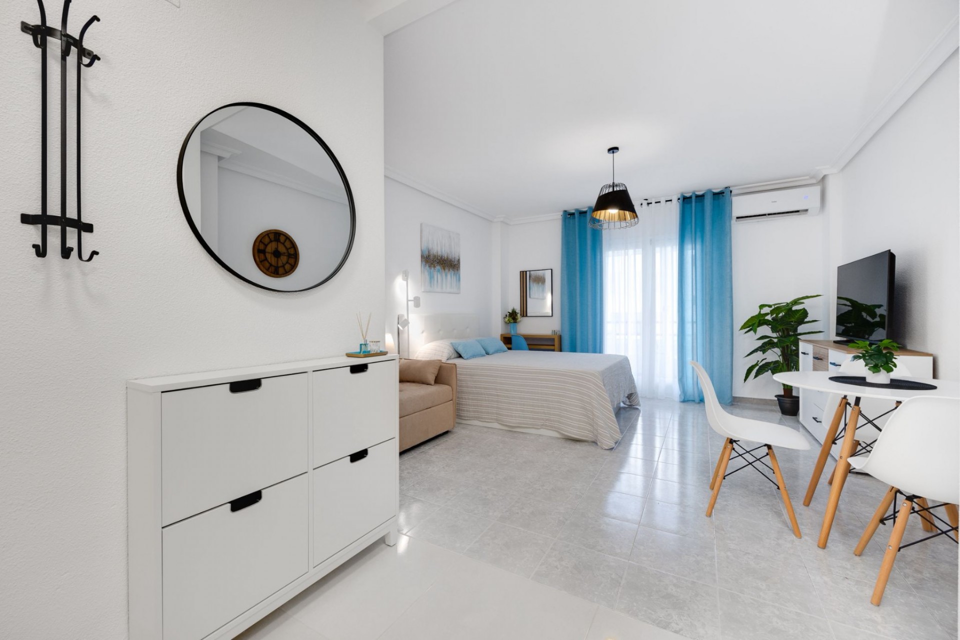 Återförsäljning - Apartment -
Torrevieja - Costa Blanca