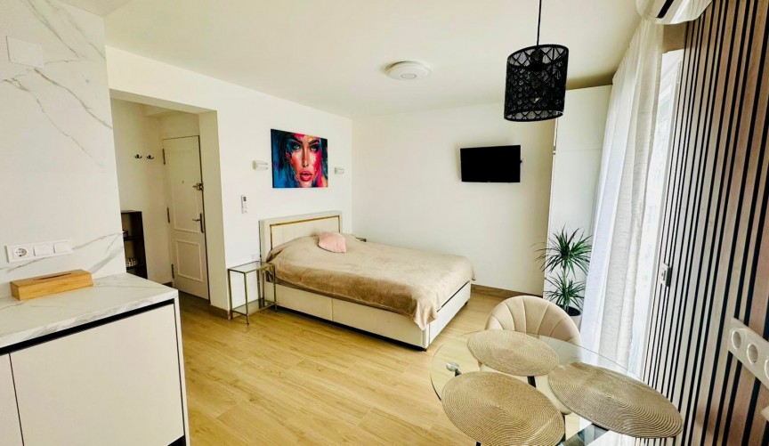 Återförsäljning - Apartment -
Torrevieja - Costa Blanca