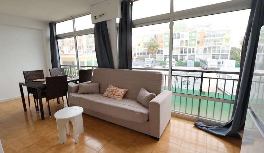 Återförsäljning - Apartment -
Torrevieja - Costa Blanca