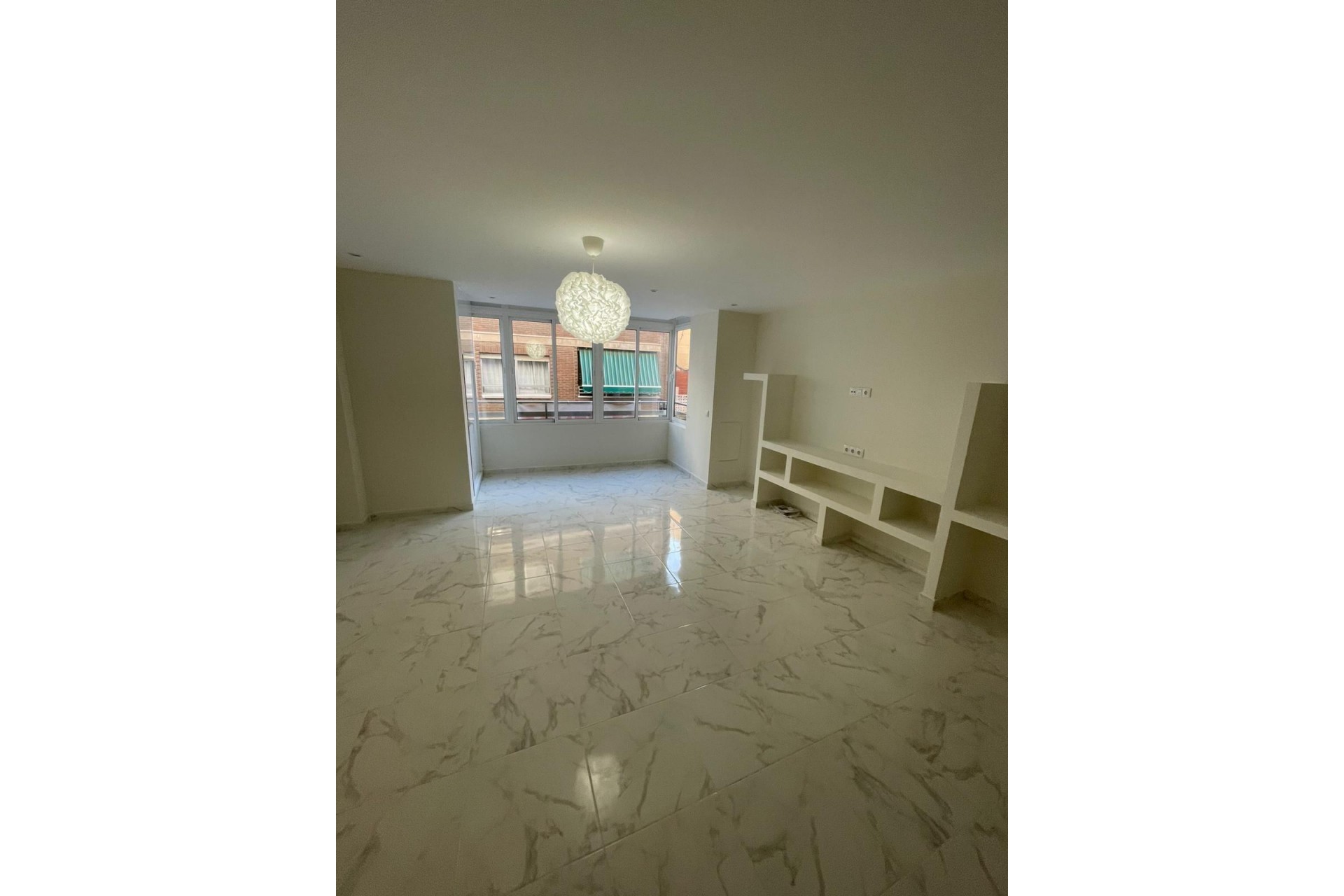 Återförsäljning - Apartment -
Torrevieja - Costa Blanca