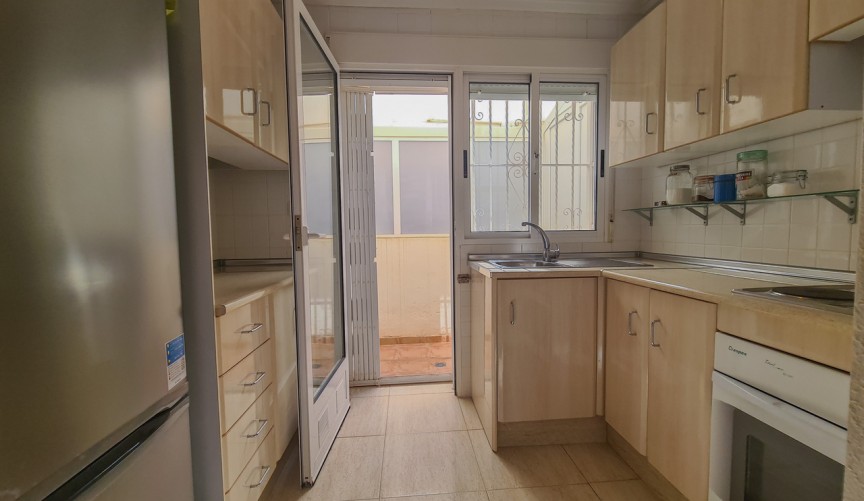 Återförsäljning - Apartment -
Torrevieja - Costa Blanca