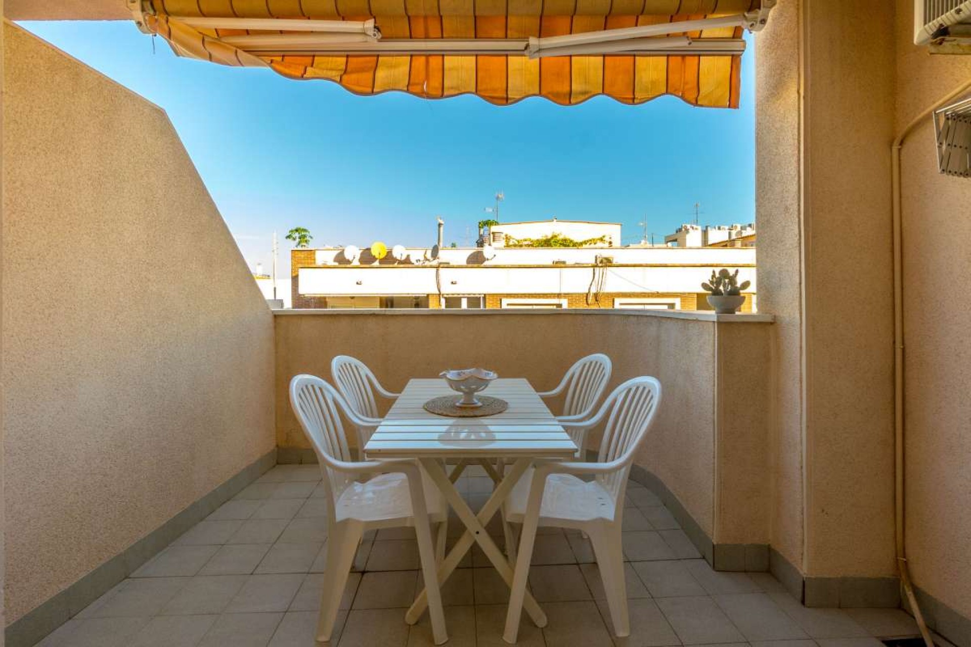 Återförsäljning - Apartment -
Torrevieja - Costa Blanca