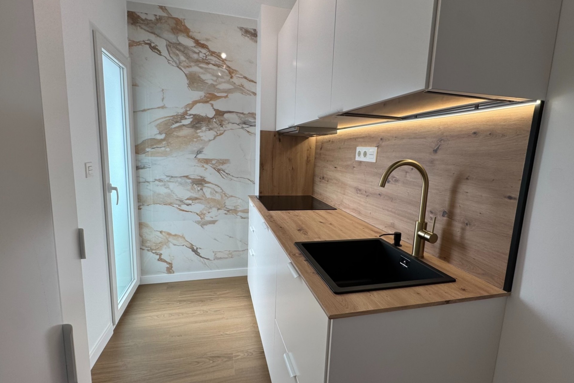 Återförsäljning - Apartment -
Torrevieja - Costa Blanca