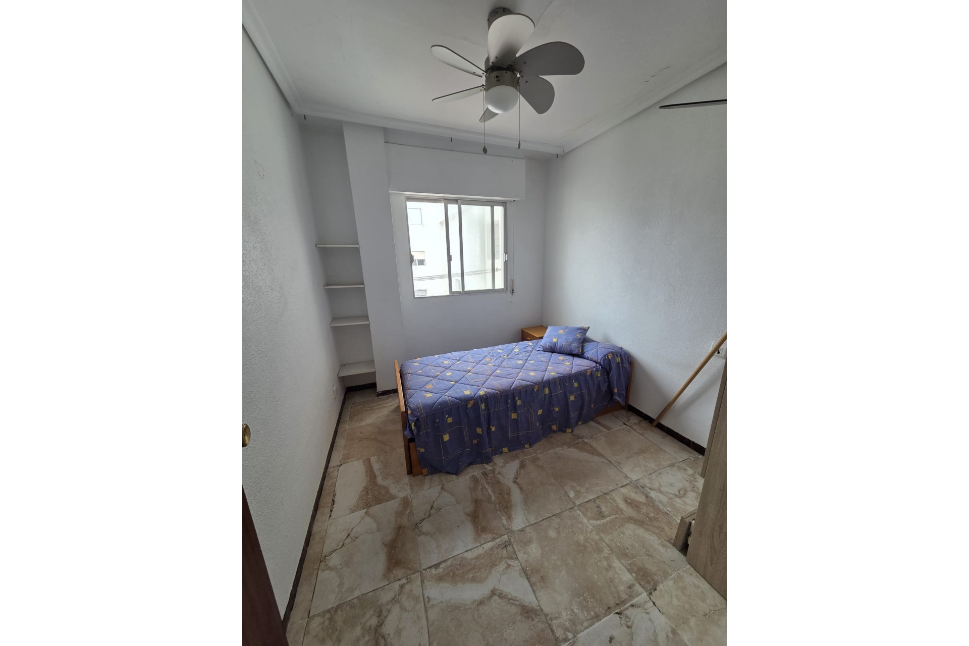 Återförsäljning - Apartment -
Torrevieja - Costa Blanca