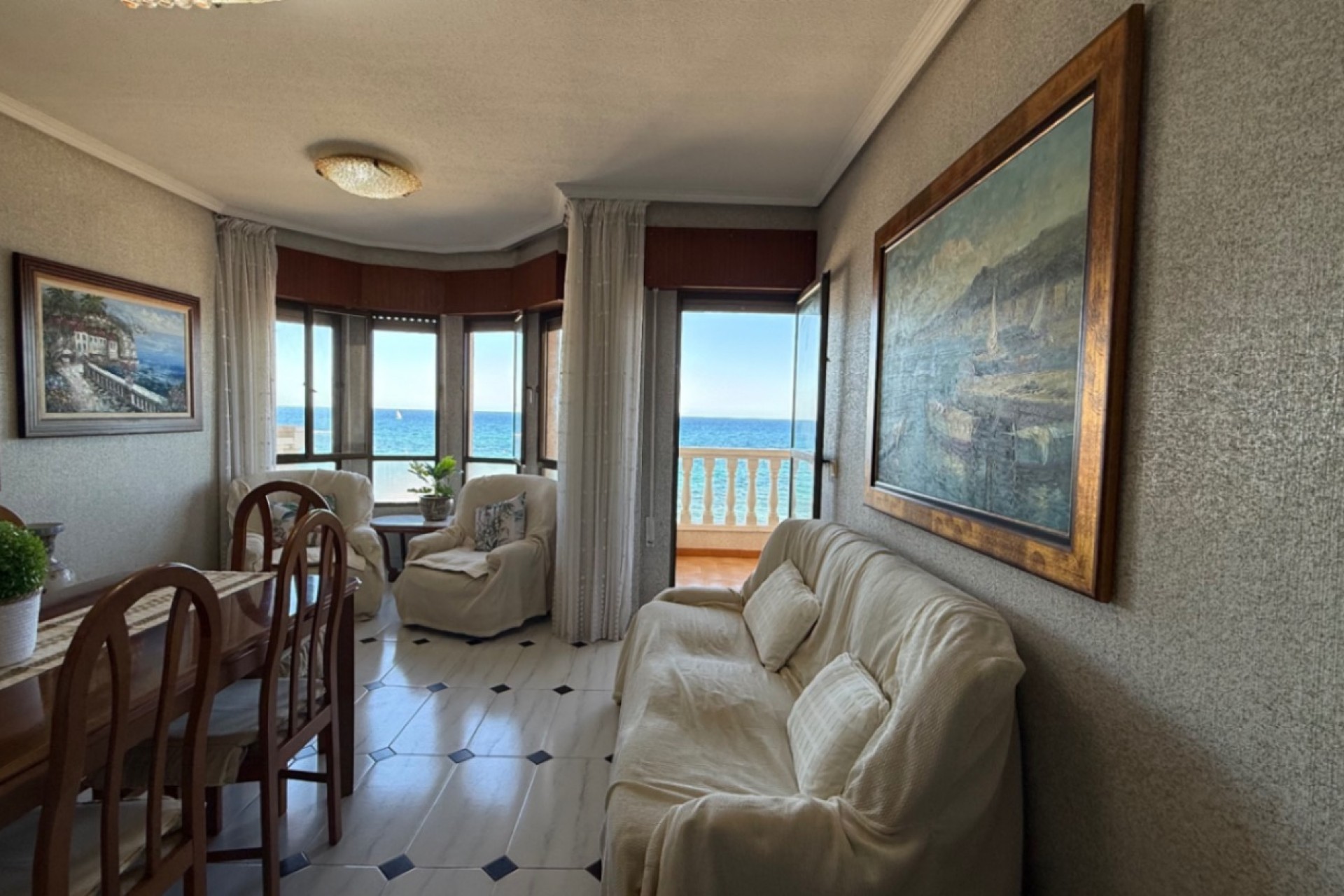 Återförsäljning - Apartment -
Torrevieja - Costa Blanca