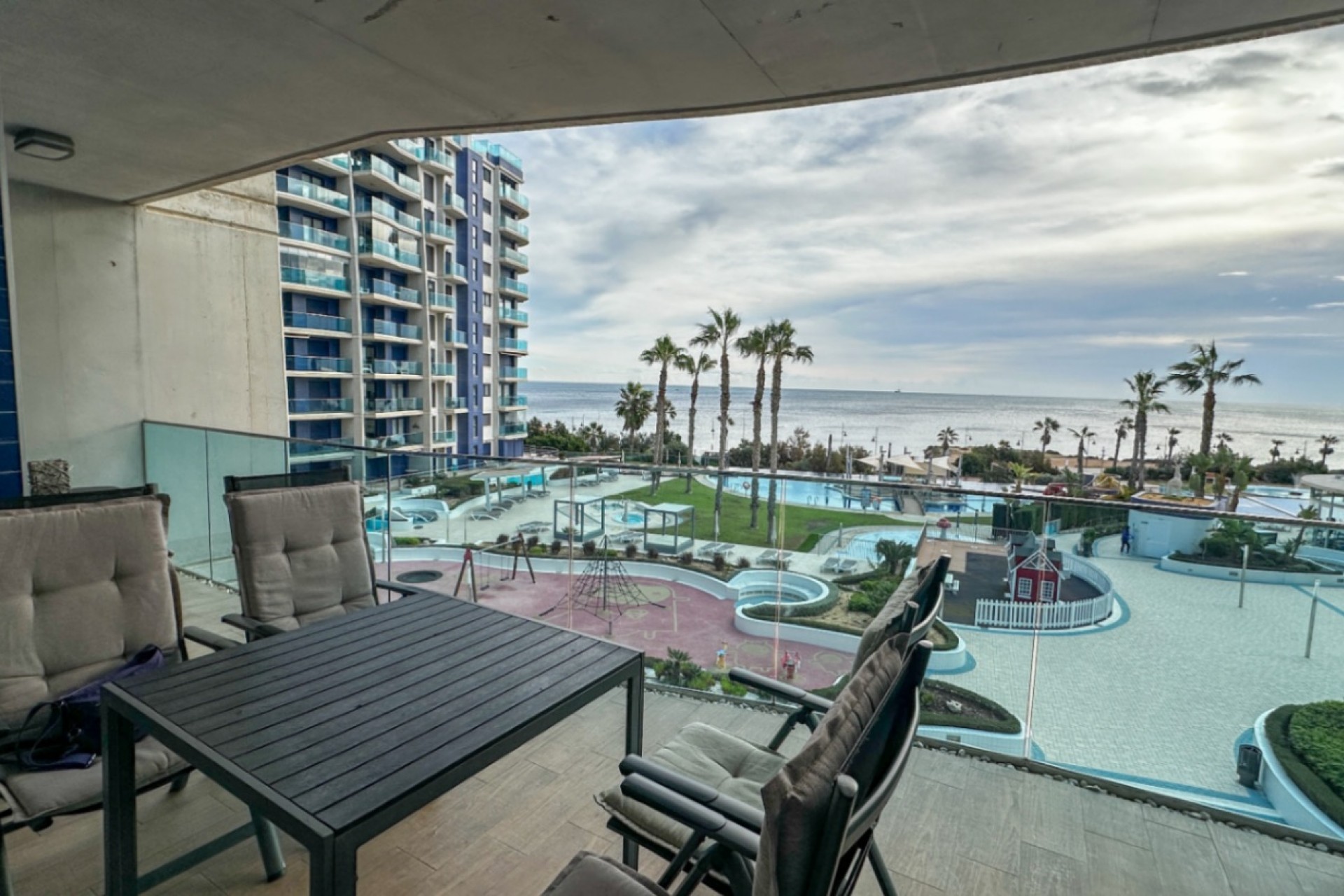 Återförsäljning - Apartment -
Torrevieja - Costa Blanca