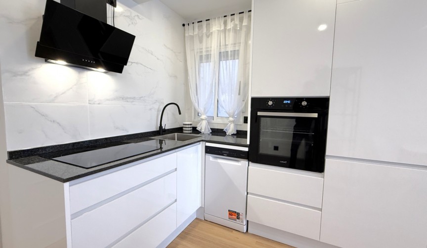 Återförsäljning - Apartment -
Torrevieja - Costa Blanca