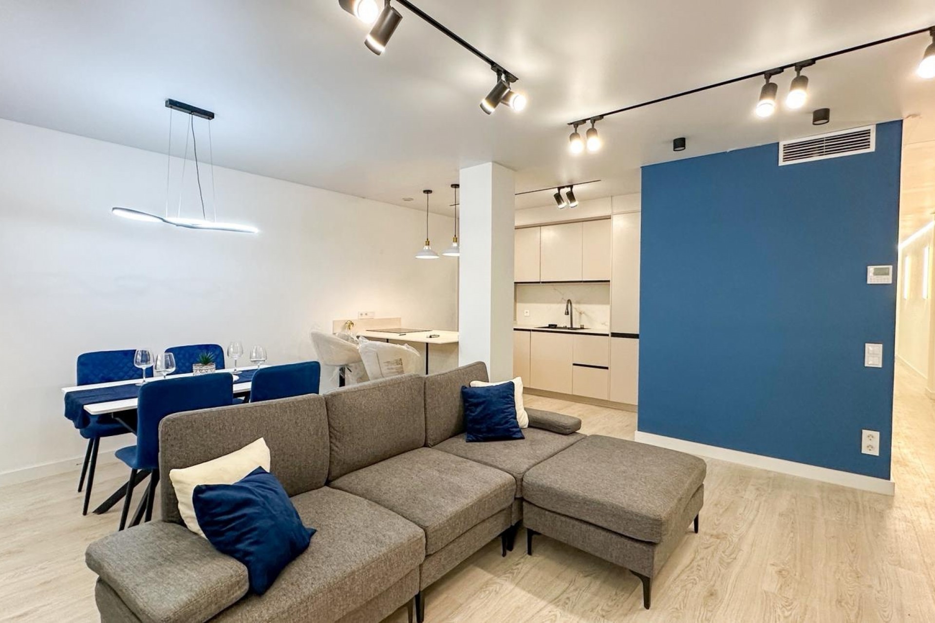 Återförsäljning - Apartment -
Torrevieja - Costa Blanca