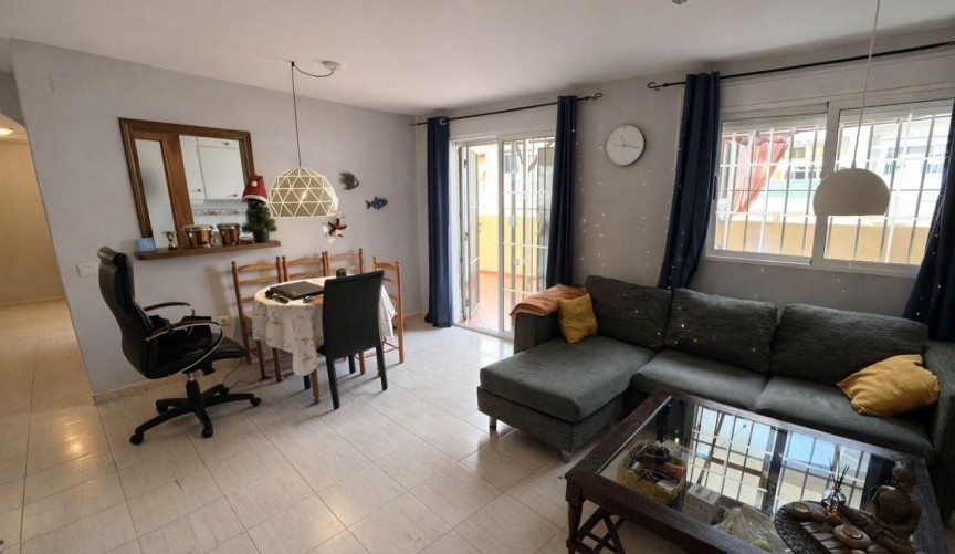 Återförsäljning - Apartment -
Torrevieja - Costa Blanca