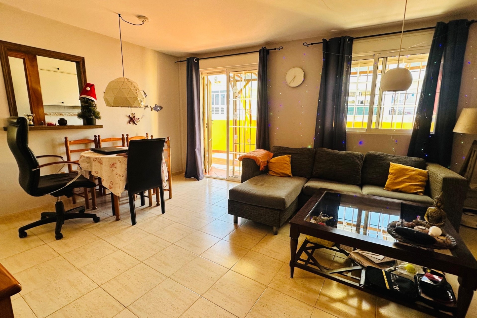 Återförsäljning - Apartment -
Torrevieja - Costa Blanca