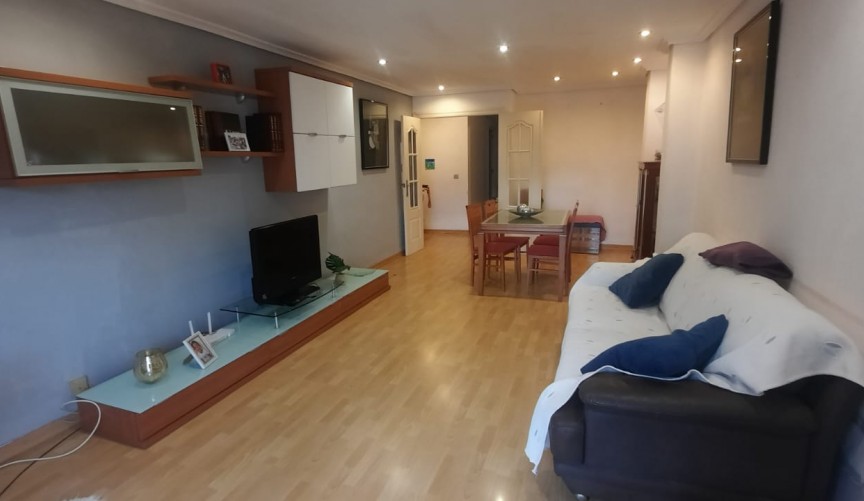 Återförsäljning - Apartment -
Torrevieja - Costa Blanca