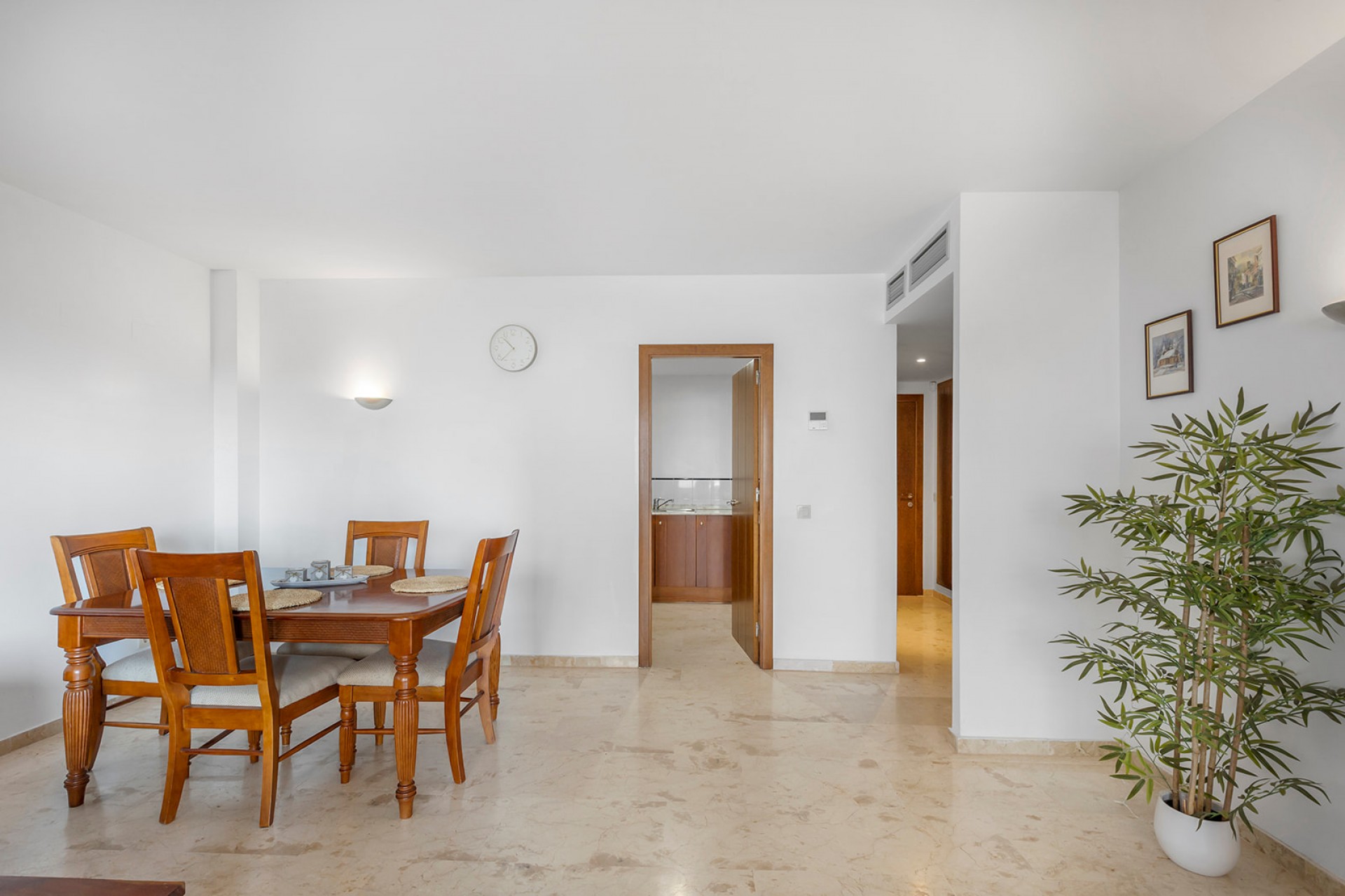 Återförsäljning - Apartment -
Torrevieja - Costa Blanca