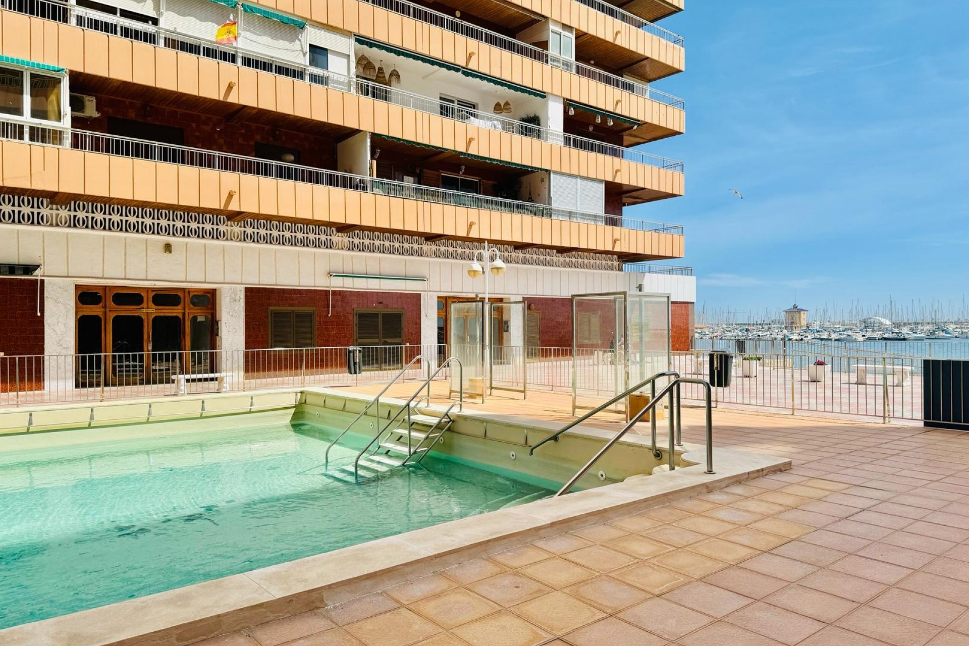 Återförsäljning - Apartment -
Torrevieja - Costa Blanca