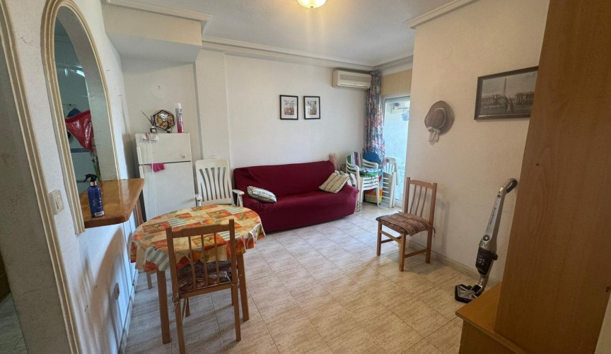 Återförsäljning - Apartment -
Torrevieja - Costa Blanca