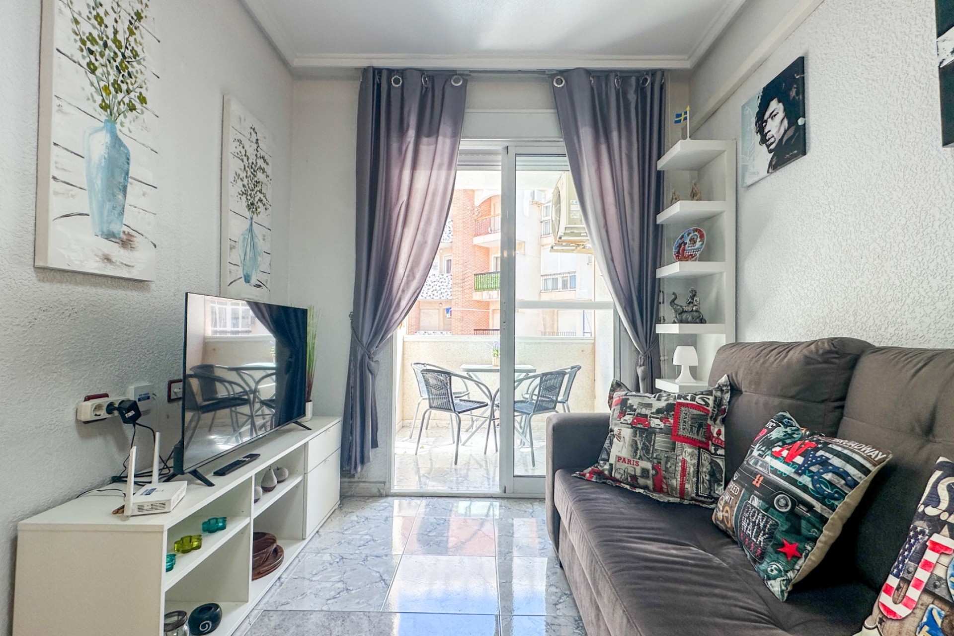 Återförsäljning - Apartment -
Torrevieja - Costa Blanca