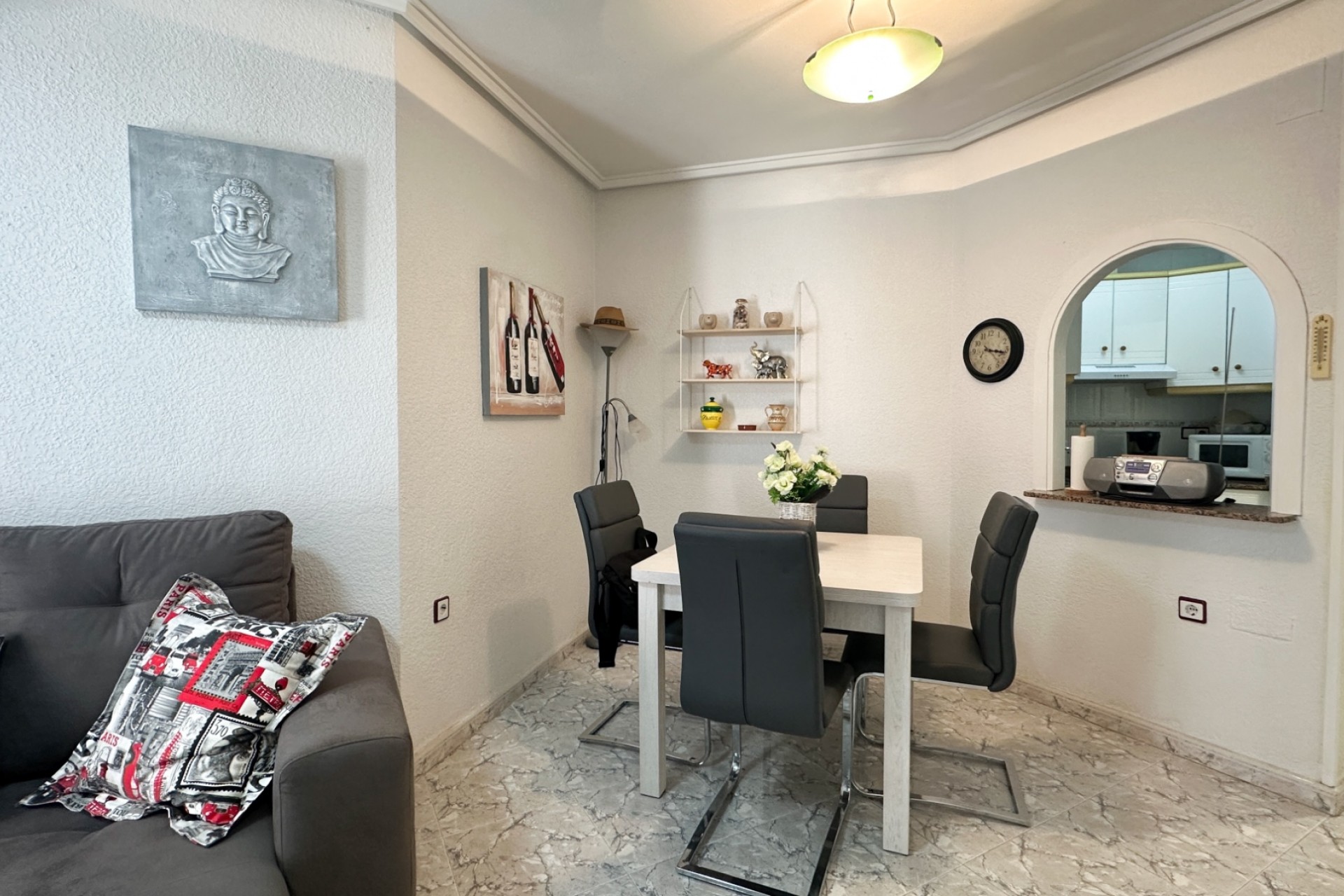Återförsäljning - Apartment -
Torrevieja - Costa Blanca
