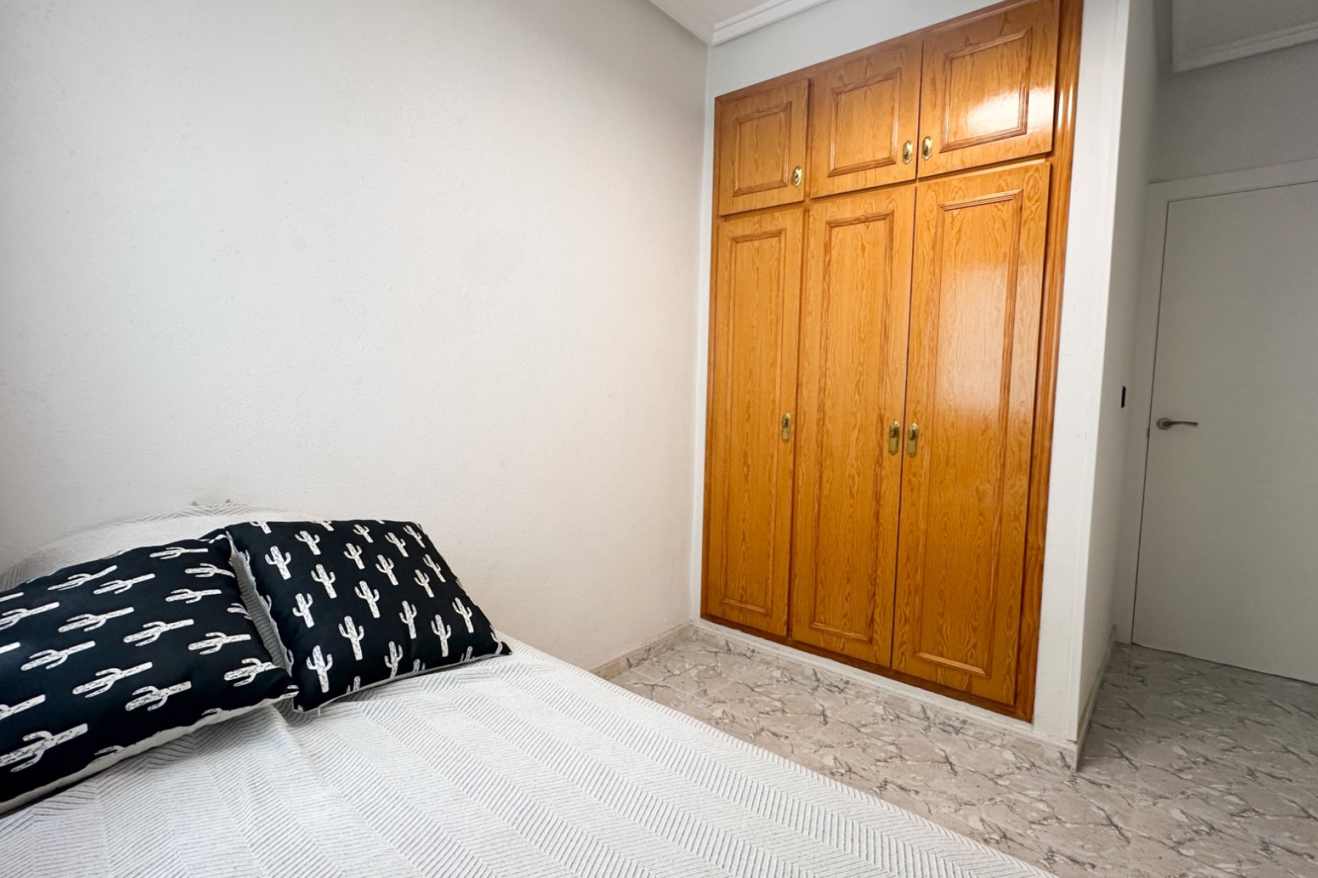 Återförsäljning - Apartment -
Torrevieja - Costa Blanca