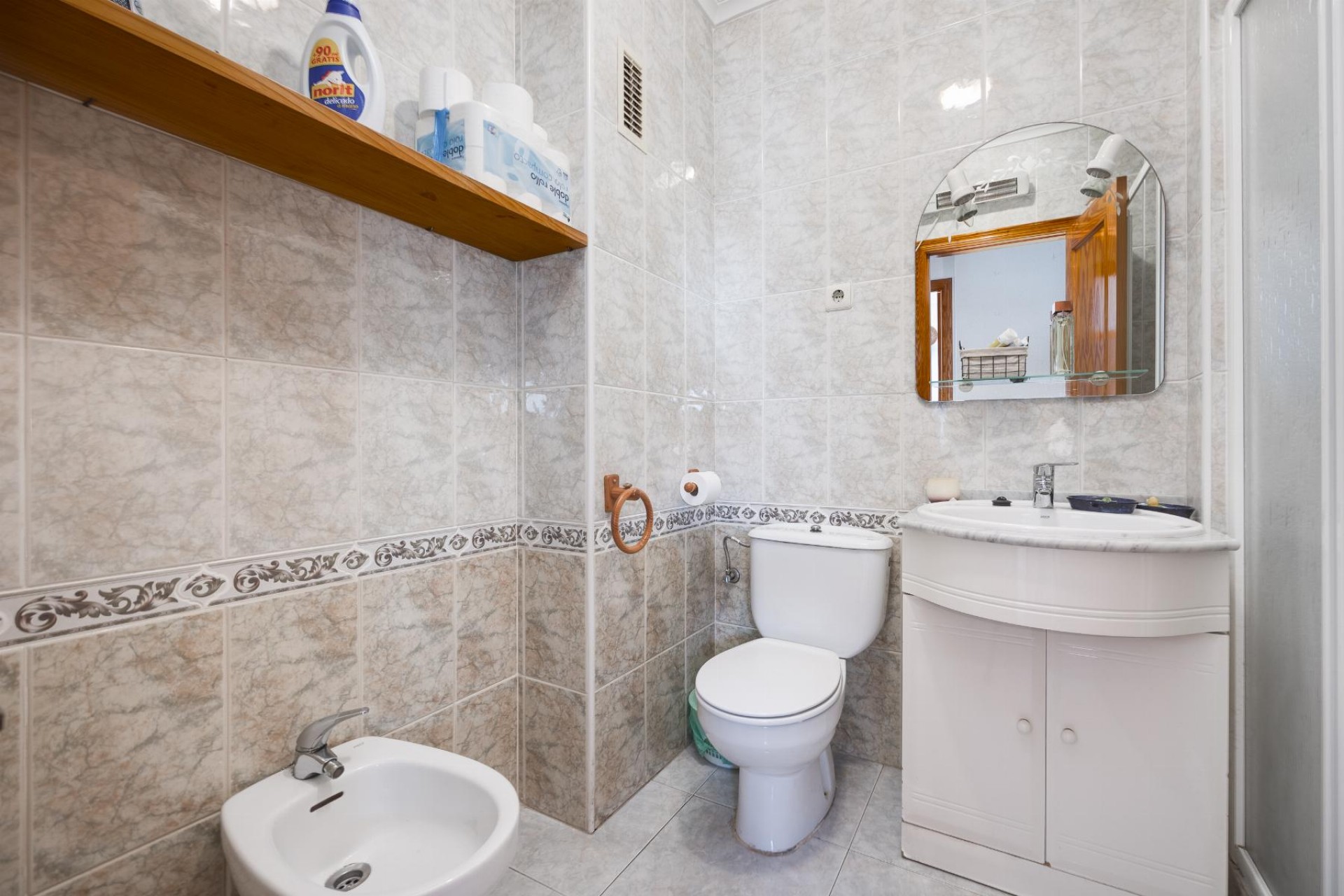 Återförsäljning - Apartment -
Torrevieja - Costa Blanca