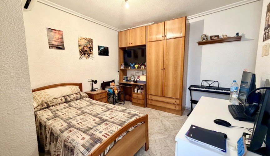 Återförsäljning - Apartment -
Torrevieja - Costa Blanca