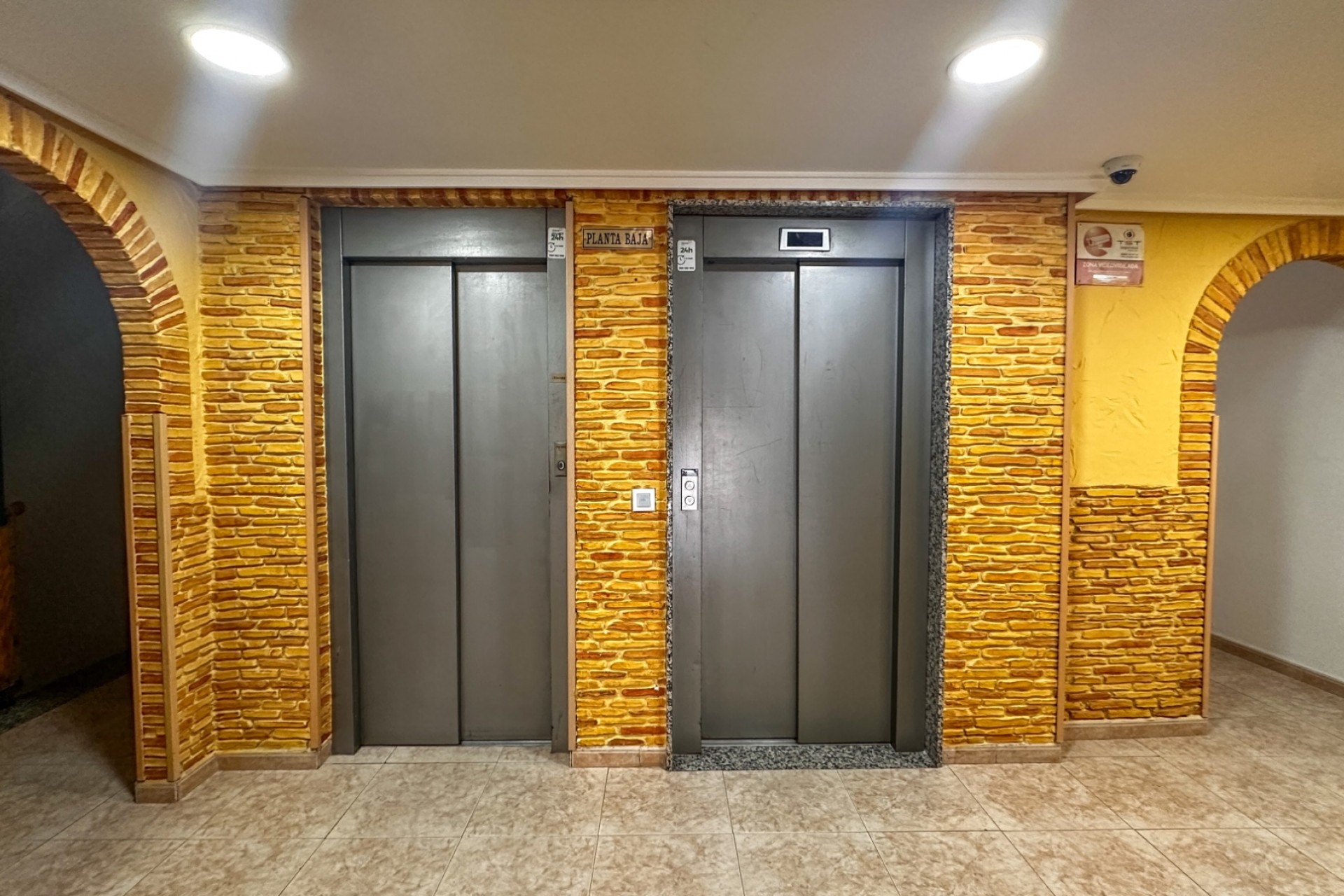 Återförsäljning - Apartment -
Torrevieja - Costa Blanca