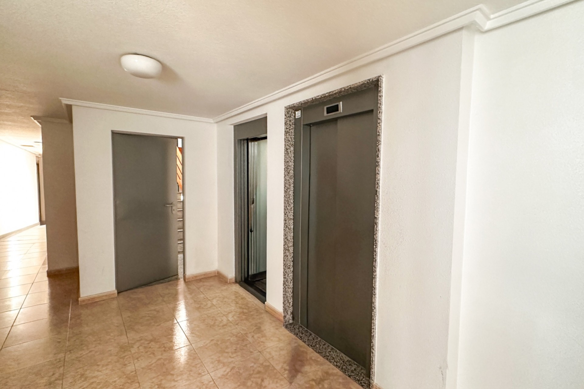 Återförsäljning - Apartment -
Torrevieja - Costa Blanca