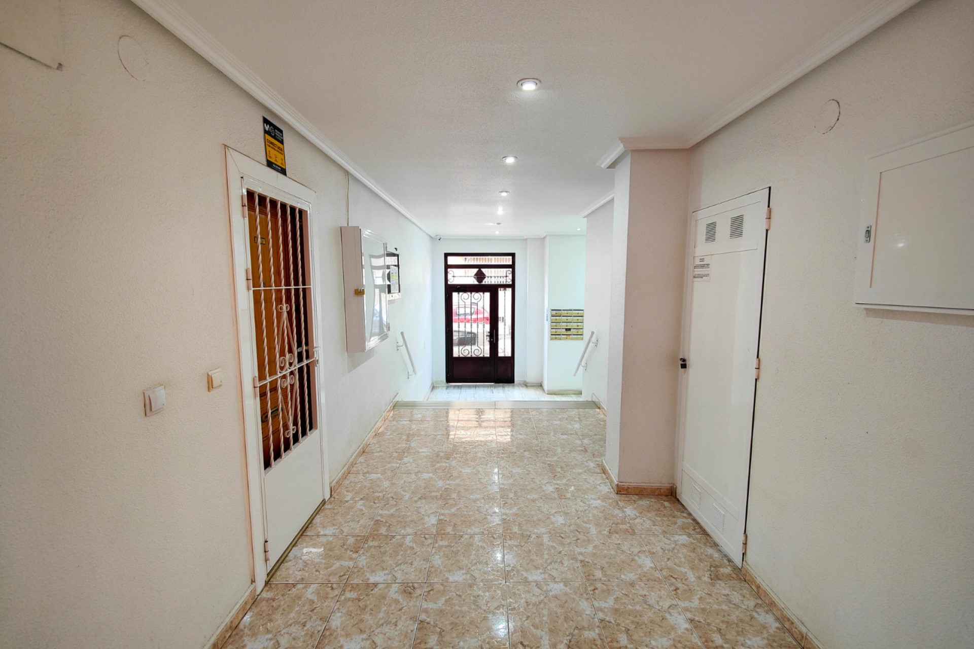 Återförsäljning - Apartment -
Torrevieja - Costa Blanca