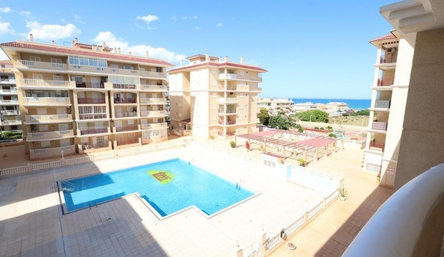 Återförsäljning - Apartment -
Torrevieja - Costa Blanca