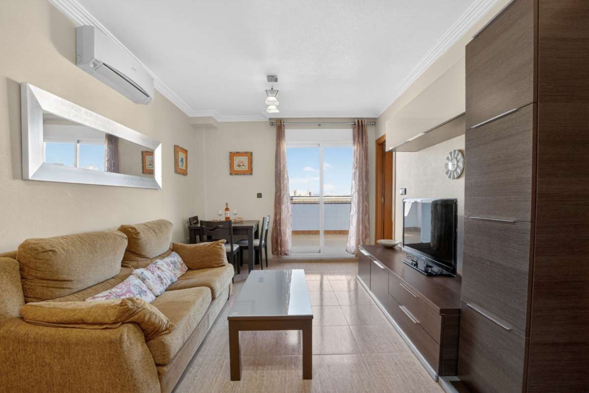 Återförsäljning - Apartment -
Torrevieja - Costa Blanca