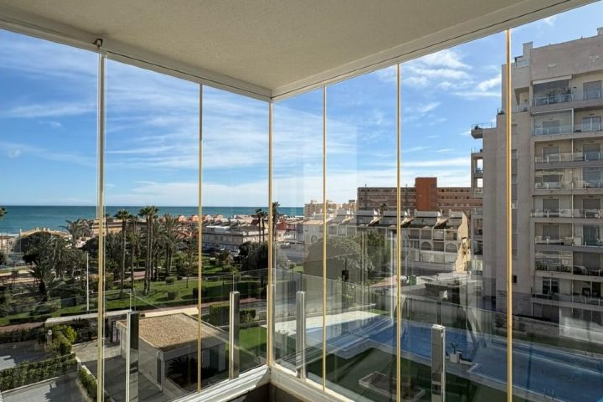 Återförsäljning - Apartment -
Torrevieja - Costa Blanca