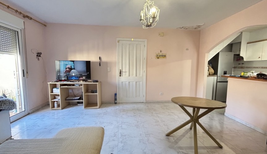 Återförsäljning - Apartment -
Torrevieja - Costa Blanca