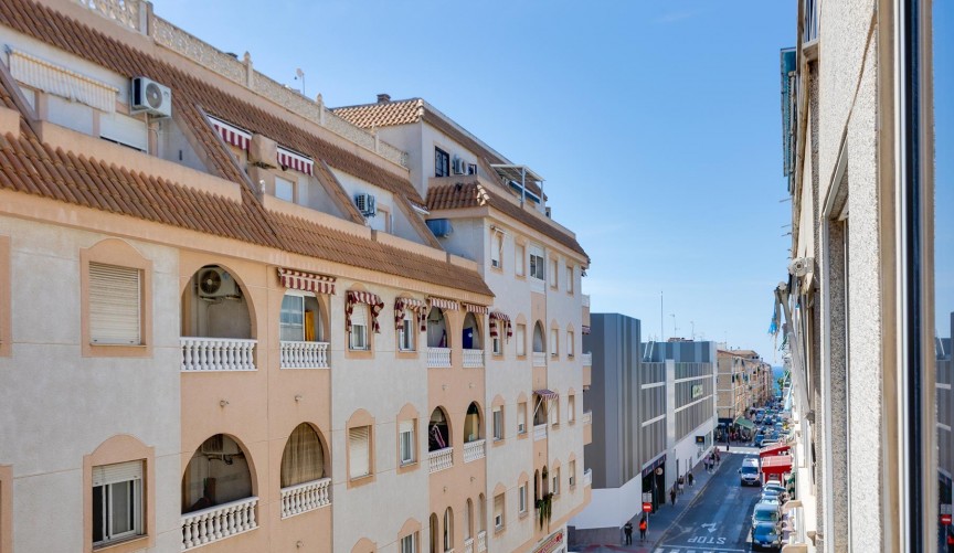 Återförsäljning - Apartment -
Torrevieja - Costa Blanca
