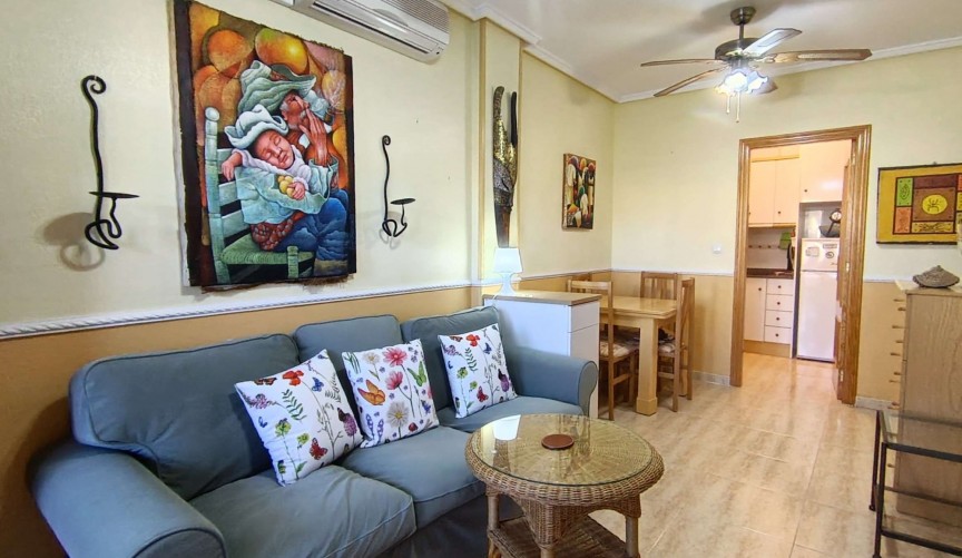Återförsäljning - Apartment -
Torrevieja - Costa Blanca