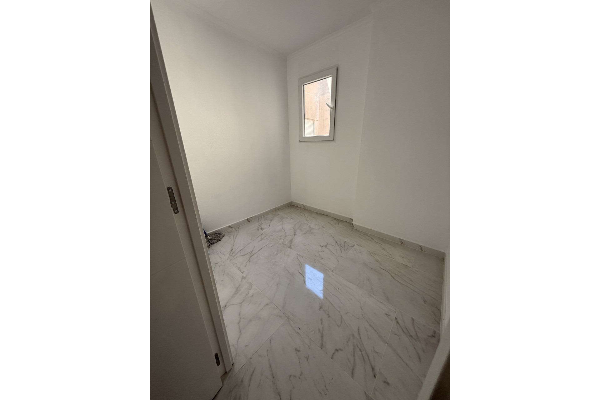 Återförsäljning - Apartment -
Torrevieja - Costa Blanca