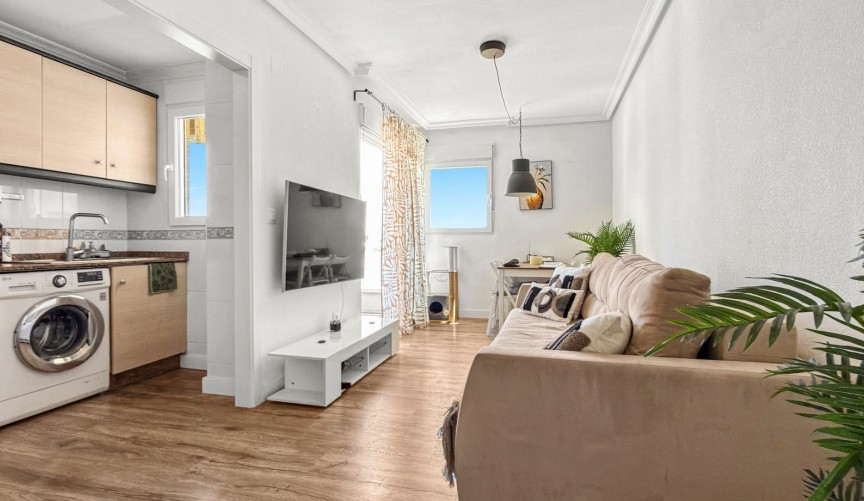 Återförsäljning - Apartment -
Torrevieja - Costa Blanca