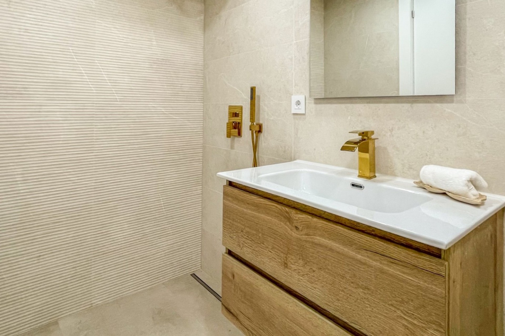 Återförsäljning - Apartment -
Torrevieja - Costa Blanca