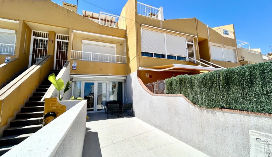 Återförsäljning - Apartment -
Torrevieja - Costa Blanca