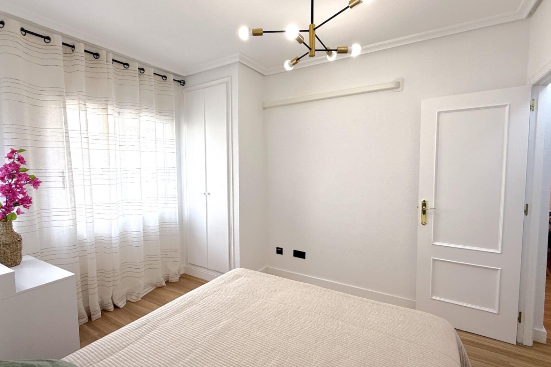 Återförsäljning - Apartment -
Torrevieja - Costa Blanca