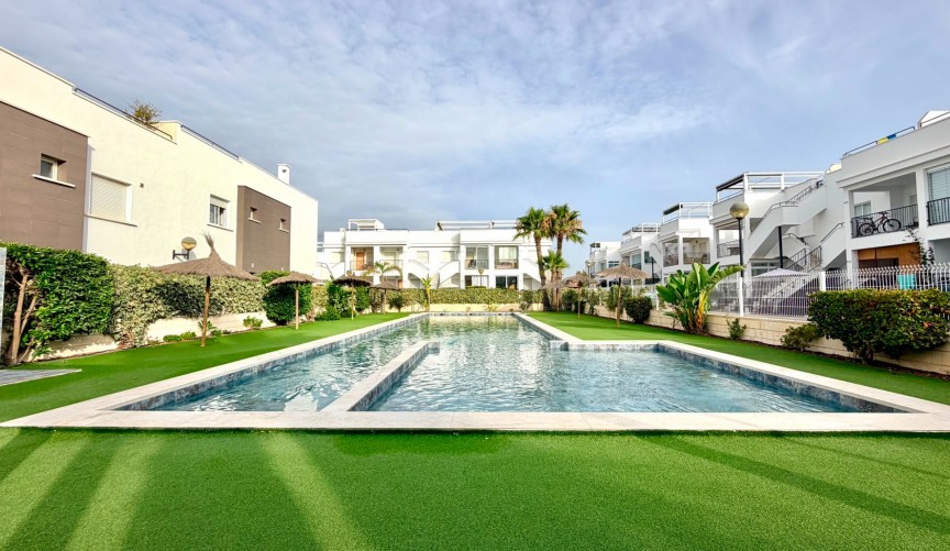 Återförsäljning - Apartment -
Torrevieja - Costa Blanca