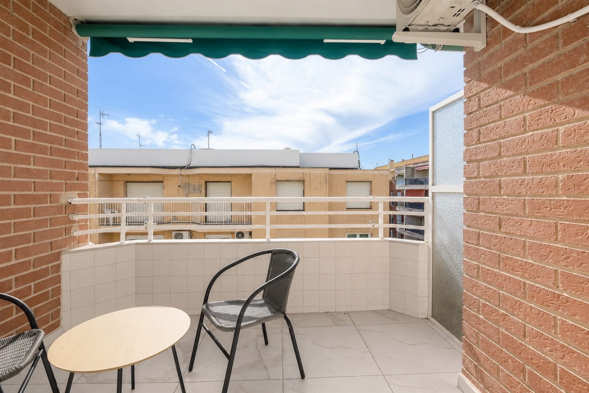 Återförsäljning - Apartment -
Torrevieja - Costa Blanca
