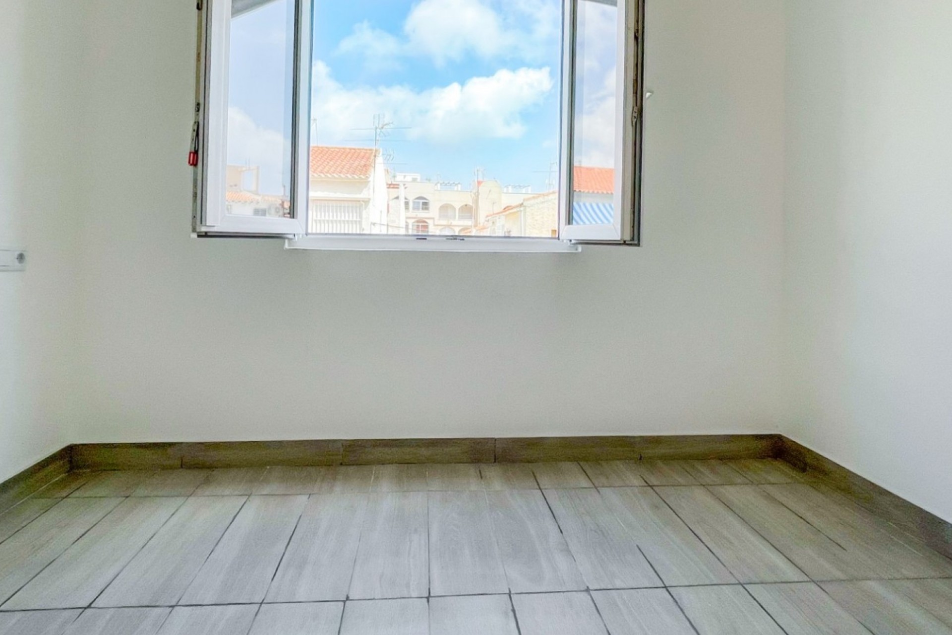 Återförsäljning - Apartment -
Torrevieja - Costa Blanca