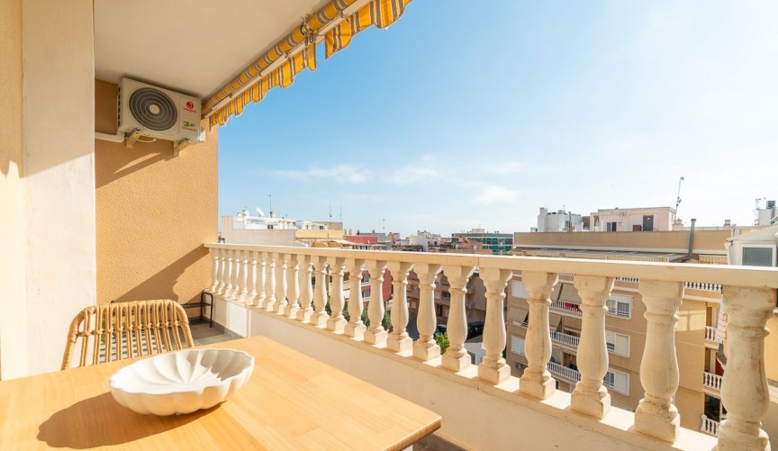 Återförsäljning - Apartment -
Torrevieja - Costa Blanca