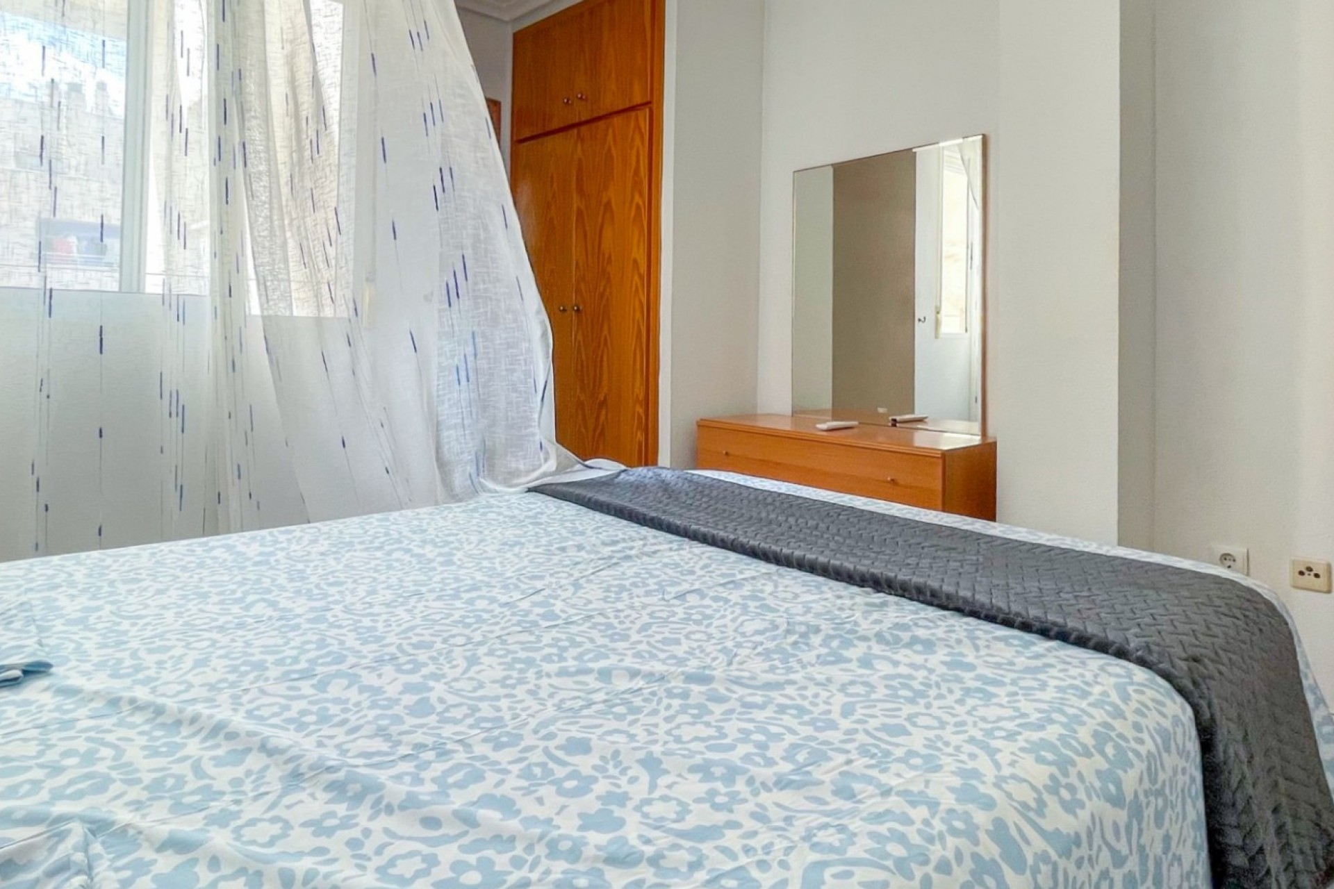 Återförsäljning - Apartment -
Torrevieja - Costa Blanca