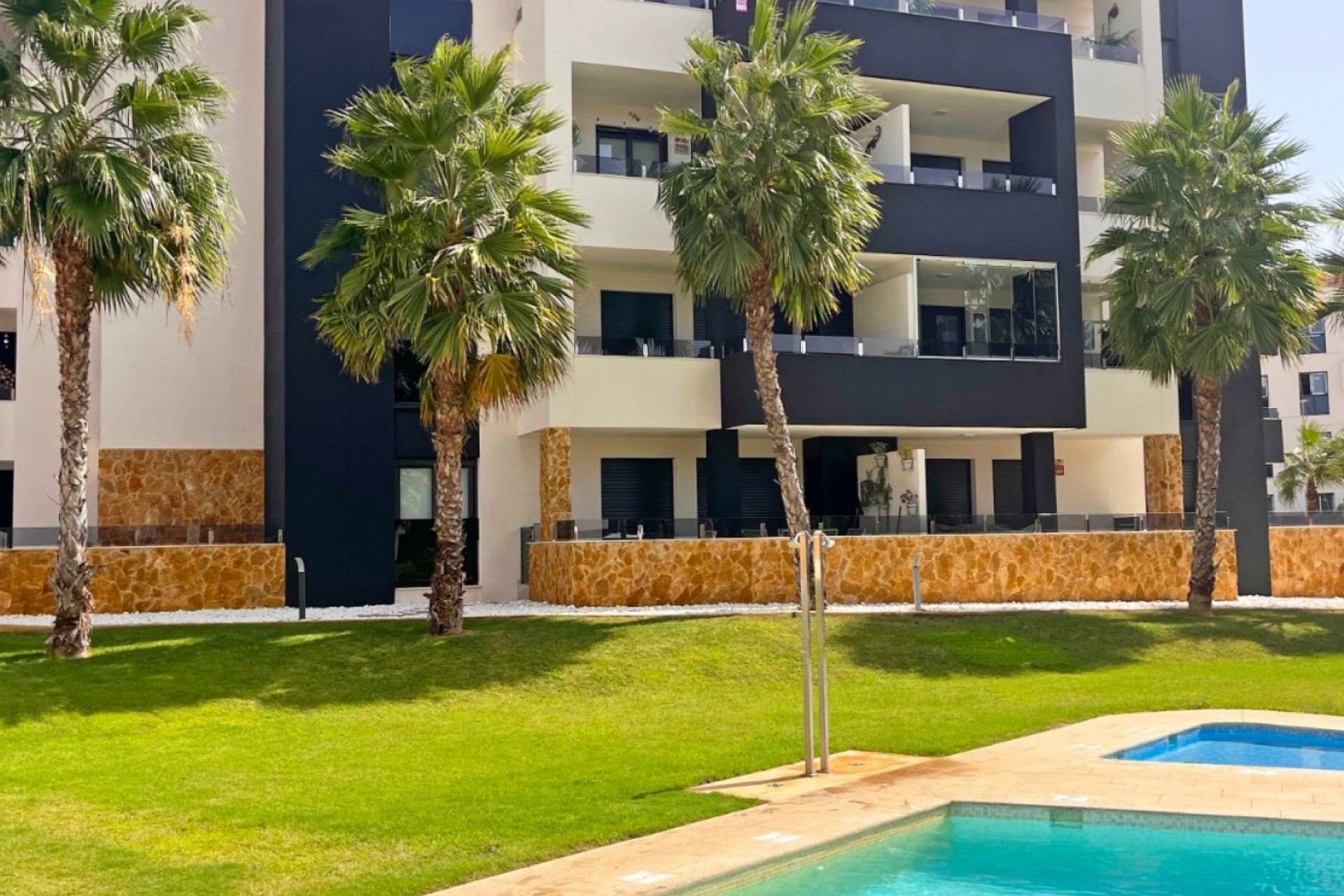 Återförsäljning - Apartment -
Torrevieja - Costa Blanca