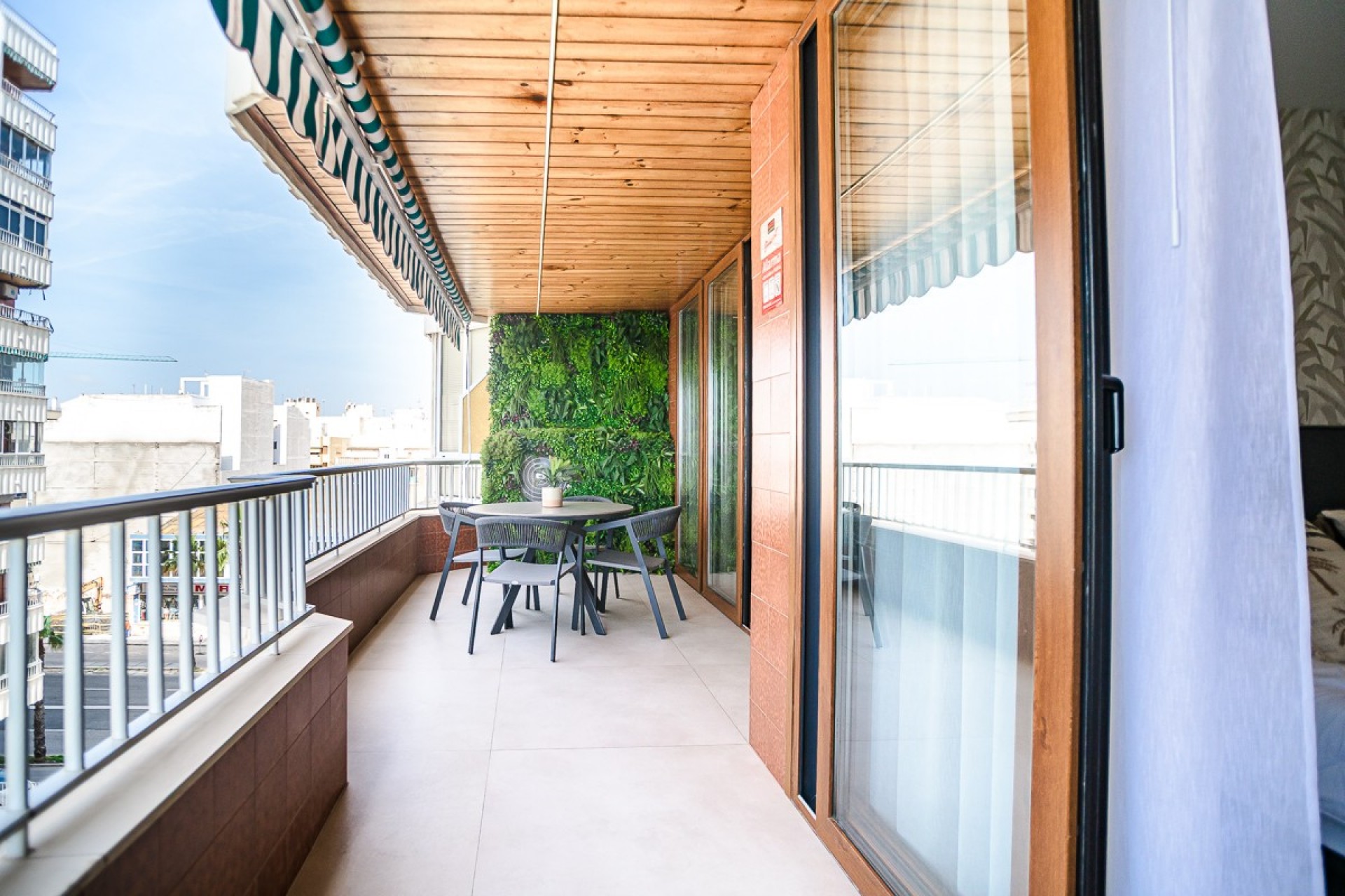 Återförsäljning - Apartment -
Torrevieja - Costa Blanca
