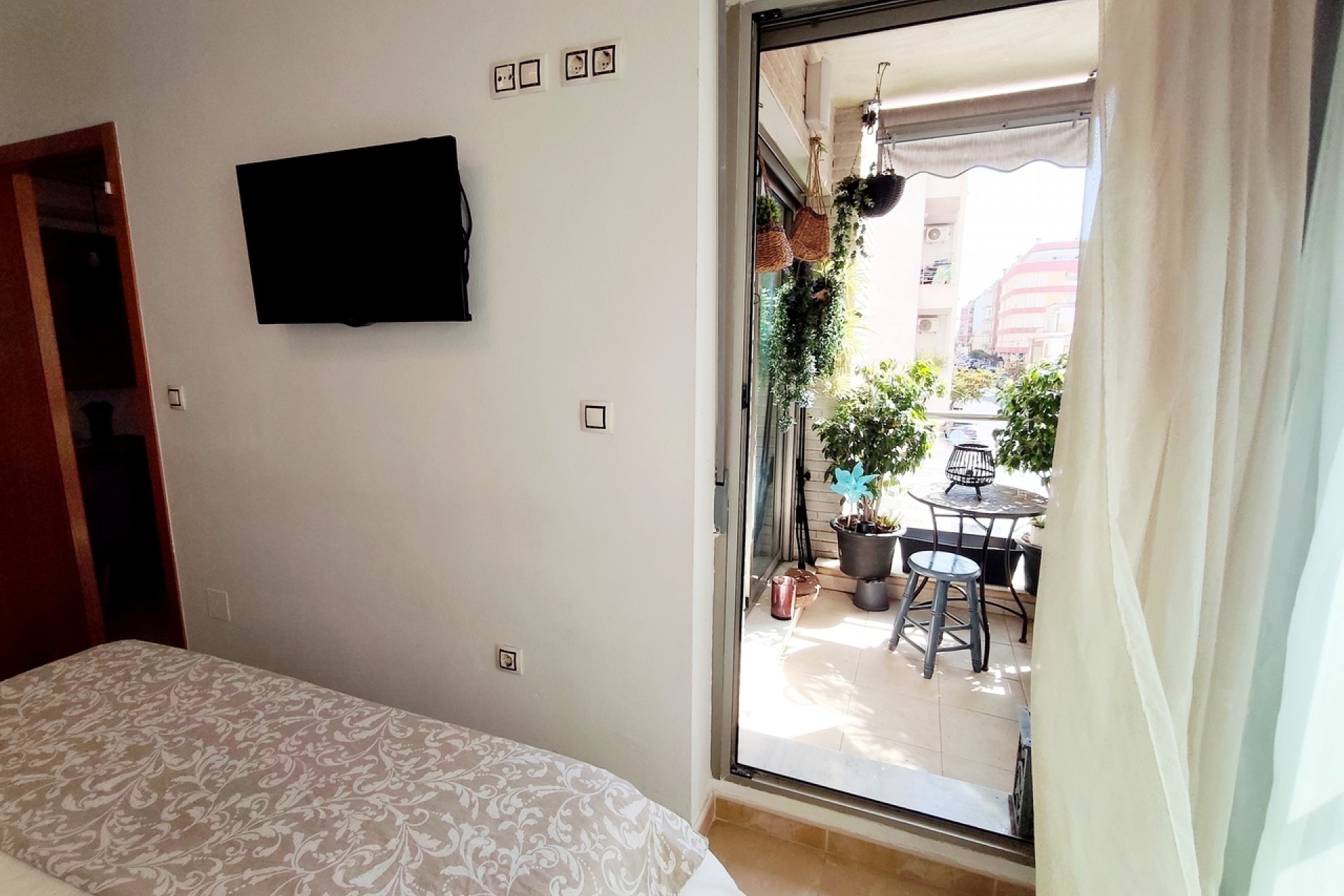 Återförsäljning - Apartment -
Torrevieja - Costa Blanca