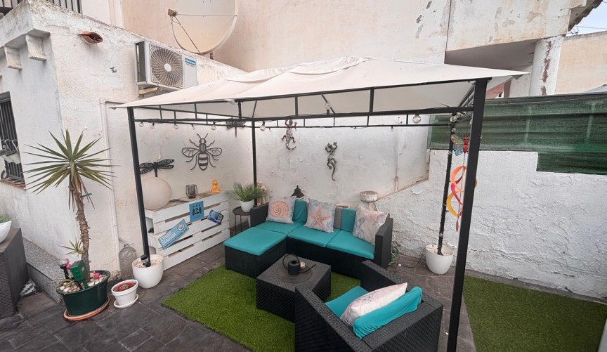 Återförsäljning - Apartment -
Torrevieja - Costa Blanca