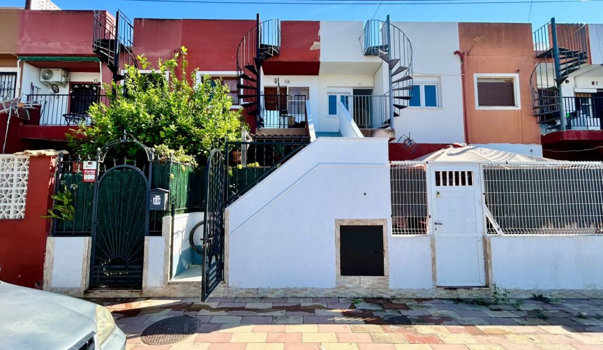 Återförsäljning - Apartment -
Torrevieja - Costa Blanca