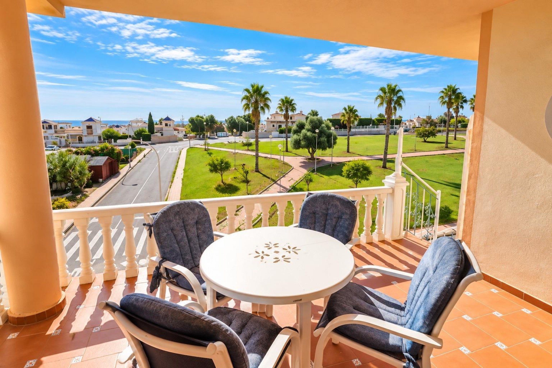 Återförsäljning - Apartment -
Torrevieja - Costa Blanca