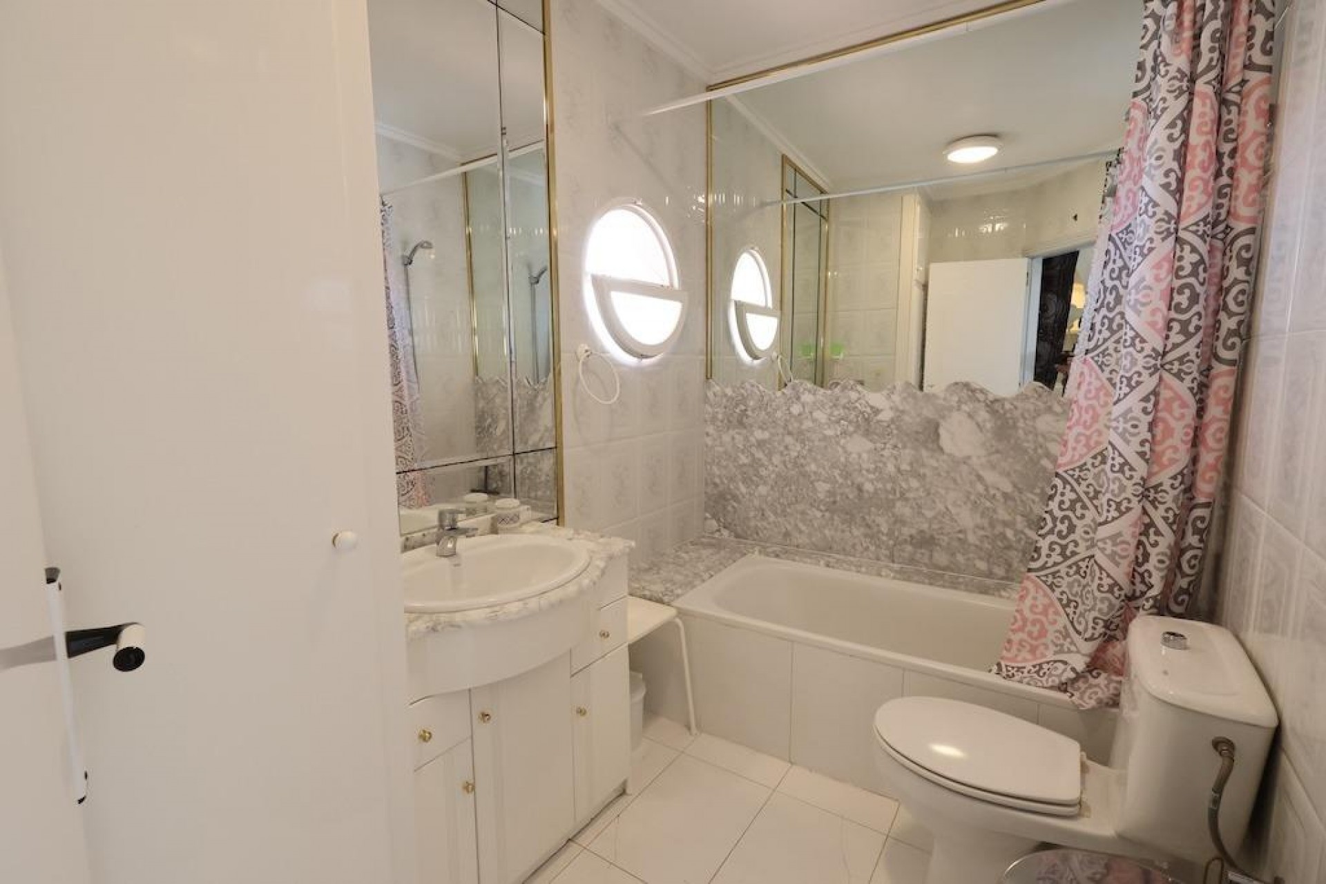 Återförsäljning - Apartment -
Torrevieja - Costa Blanca